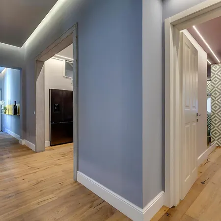 Apartment Prestige Penthouse With Private Spa, Gym And Terrace By Mamo Florence