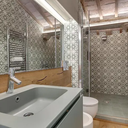 Prestige Penthouse With Private Spa, Gym And Terrace By Mamo