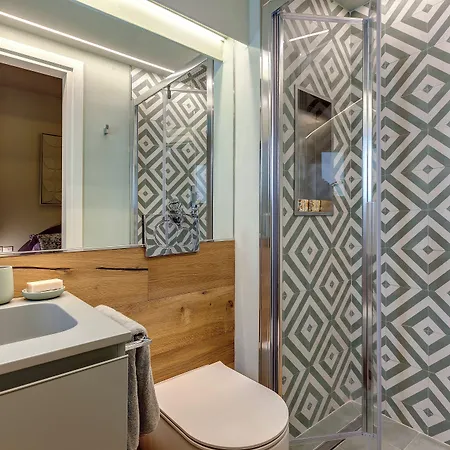 Prestige Penthouse With Private Spa, Gym And Terrace By Mamo * Florence